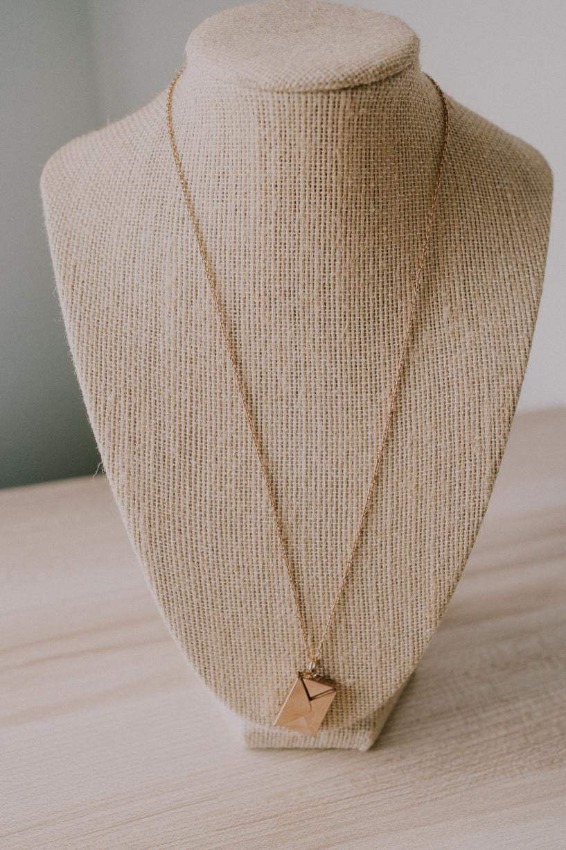 Esther 414 necklace